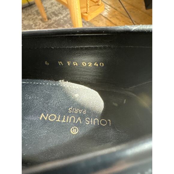 Louis Vuitton Unisex Rainbow Holographic Chain Link Loafers Leather 6 8W - Picture 10 of 10